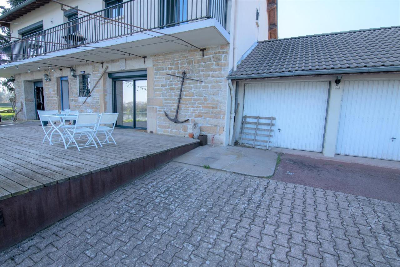 Cabana & Voie Bleue - Bord De Saone Saint-Martin-Belle-Roche Exterior foto